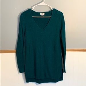 Old Navy Sweater